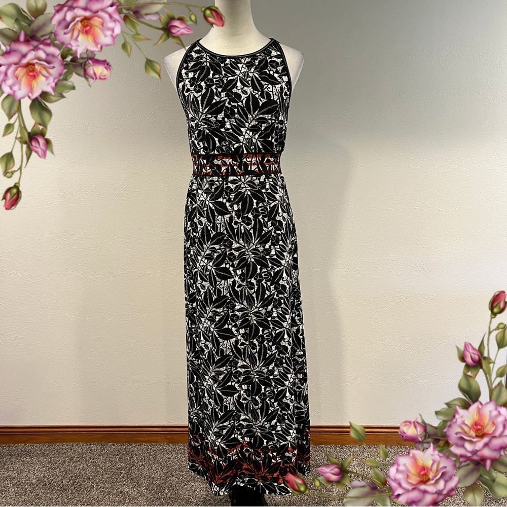 Max studio Black and White Floral Maxi sleeveless Dress size small